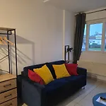 Alhena - Sils Apartment Caen