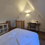 Alhena - Sils Apartment *